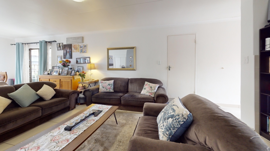 3 Bedroom Property for Sale in Parkrand Gauteng