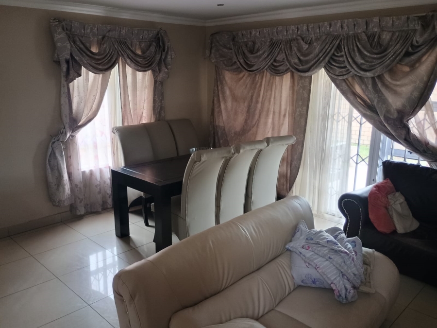 4 Bedroom Property for Sale in Riverspray Lifestyle Estate Gauteng
