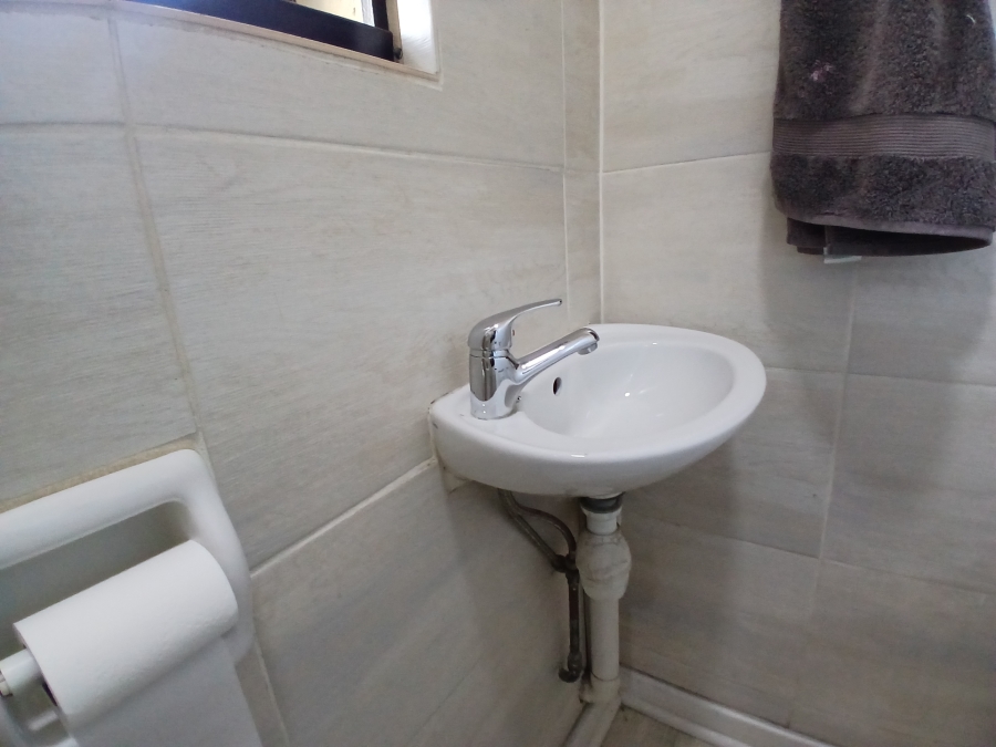3 Bedroom Property for Sale in Brenthurst Gauteng