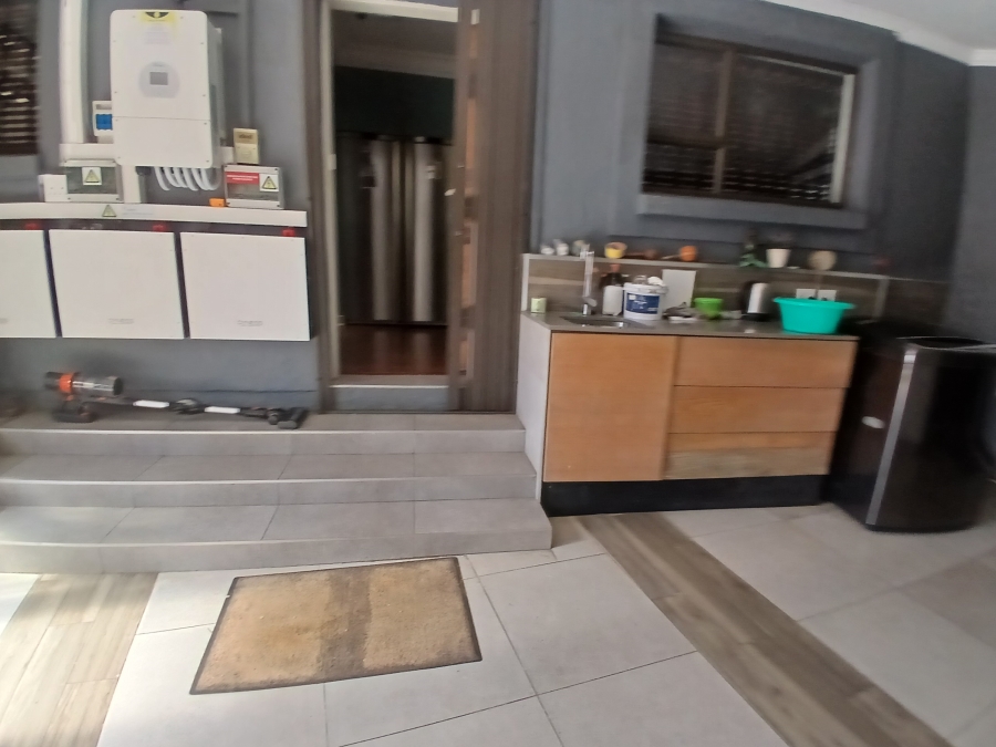 3 Bedroom Property for Sale in Brenthurst Gauteng