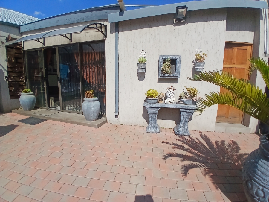 3 Bedroom Property for Sale in Brenthurst Gauteng