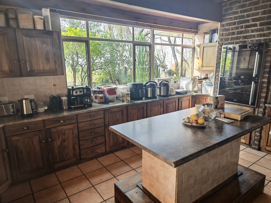 6 Bedroom Property for Sale in Pretoria North Gauteng