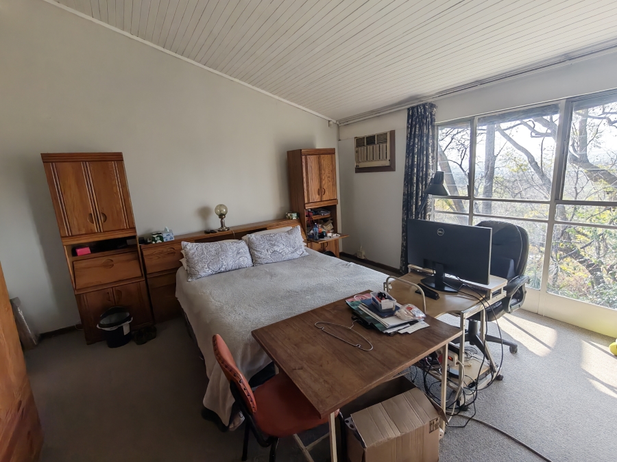 6 Bedroom Property for Sale in Pretoria North Gauteng
