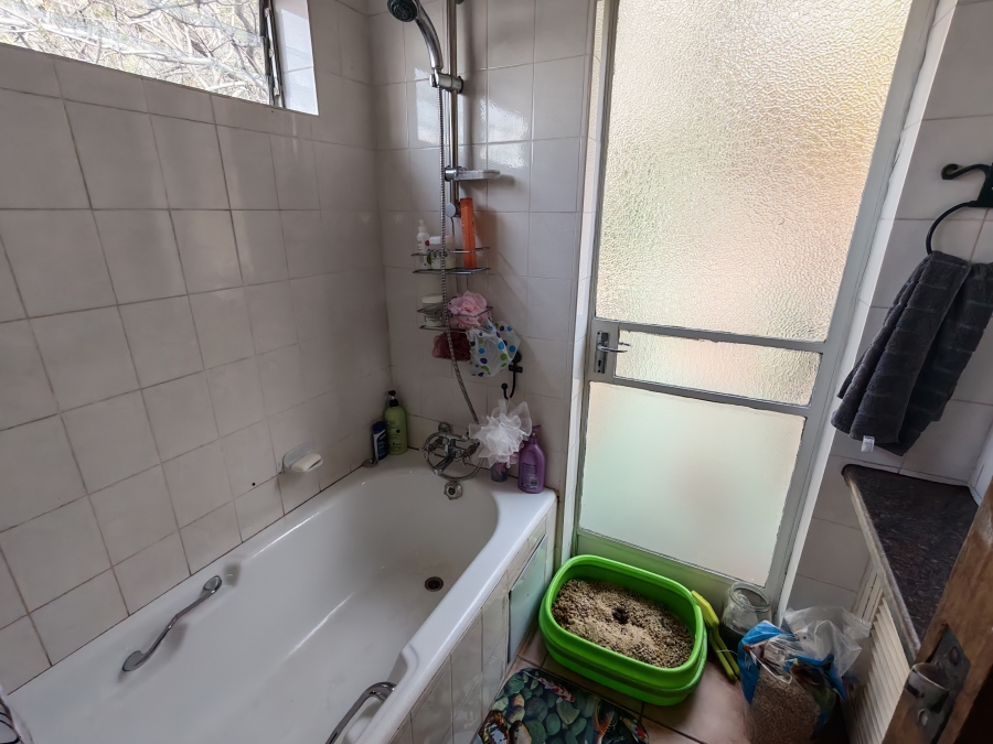 6 Bedroom Property for Sale in Pretoria North Gauteng