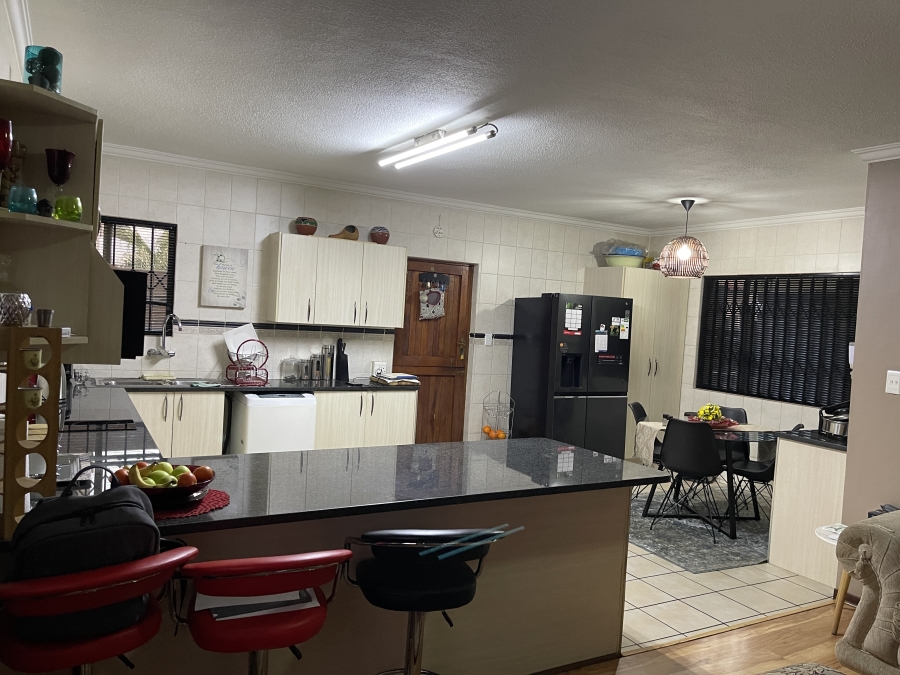 4 Bedroom Property for Sale in Risiville Gauteng