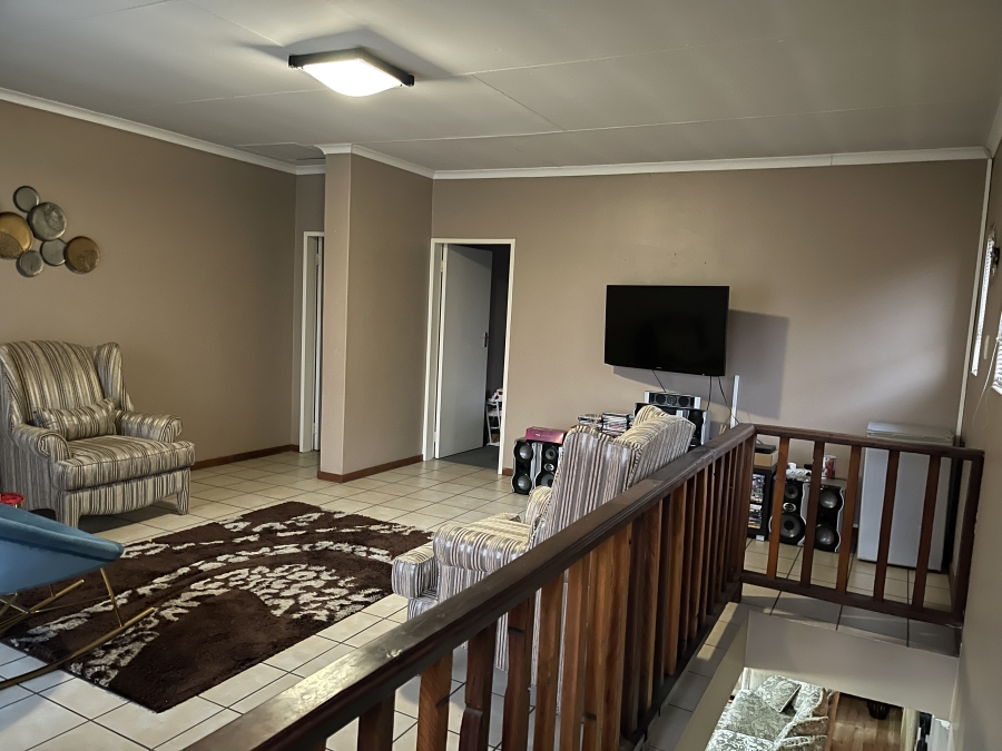 4 Bedroom Property for Sale in Risiville Gauteng