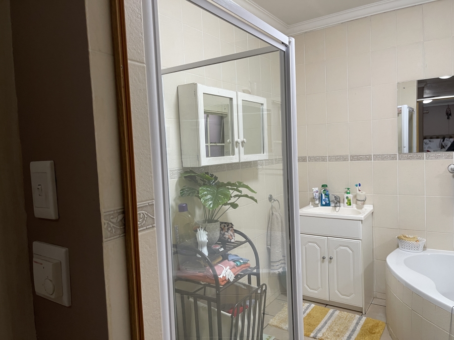 4 Bedroom Property for Sale in Risiville Gauteng