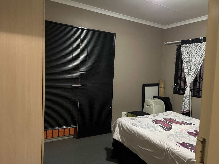4 Bedroom Property for Sale in Risiville Gauteng