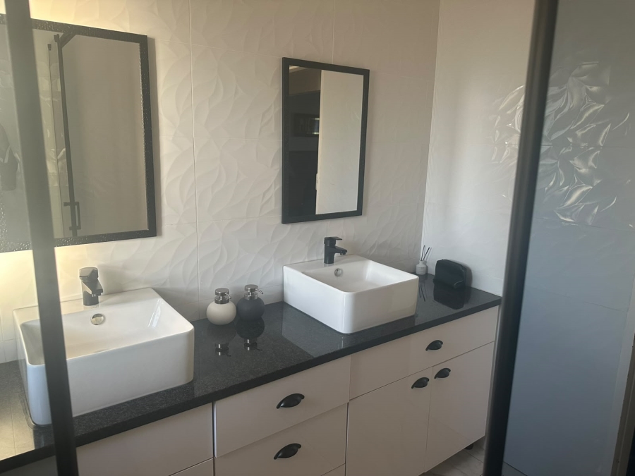 3 Bedroom Property for Sale in Northdene Gauteng