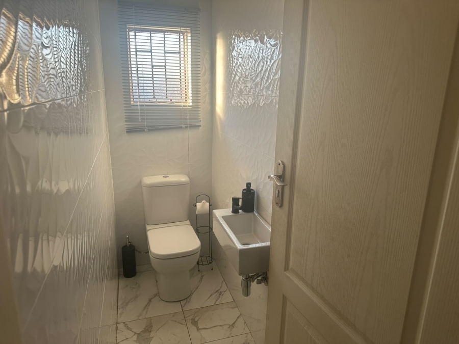 3 Bedroom Property for Sale in Northdene Gauteng