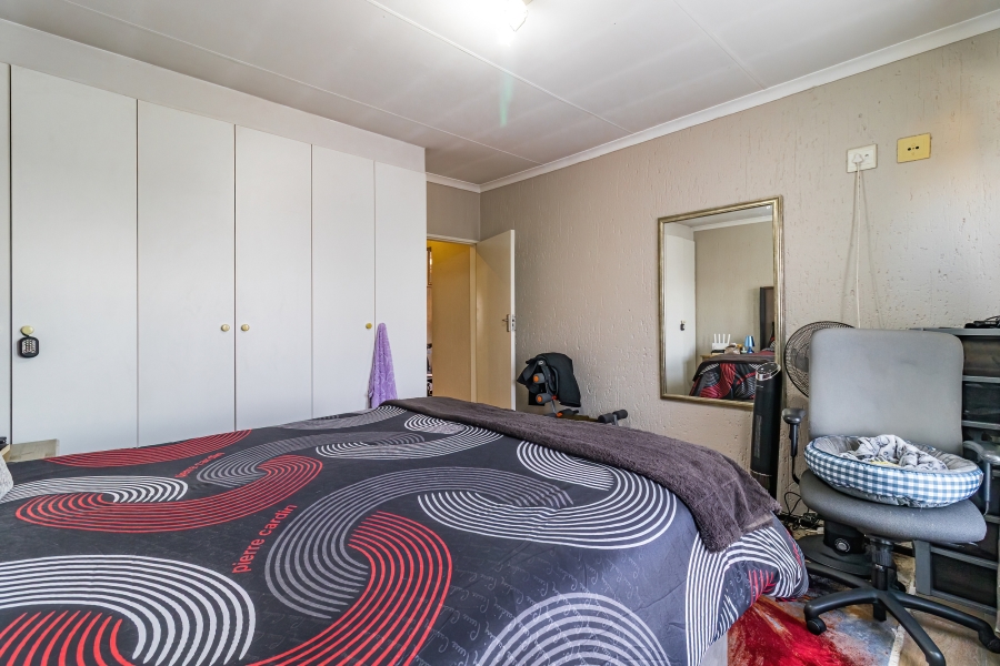 2 Bedroom Property for Sale in Buccleuch Gauteng