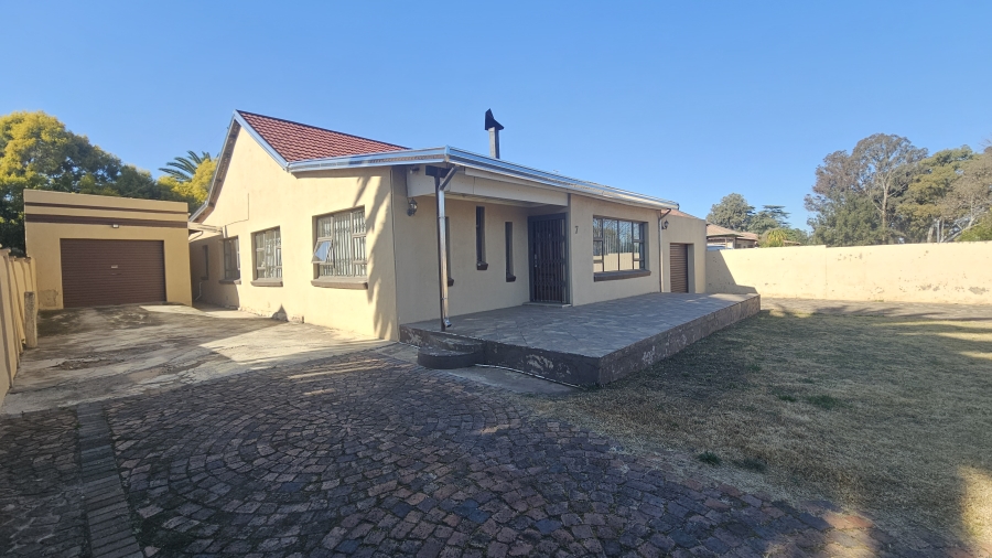 4 Bedroom Property for Sale in Dersley Gauteng