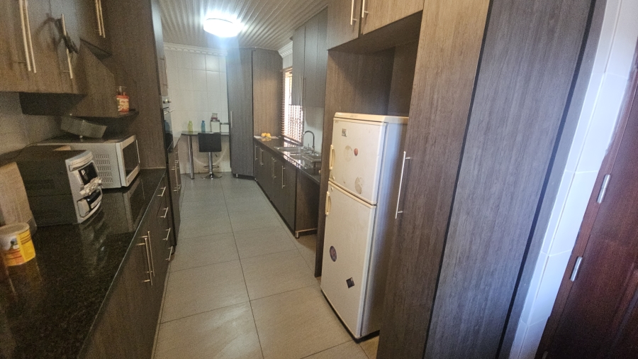 4 Bedroom Property for Sale in Dersley Gauteng