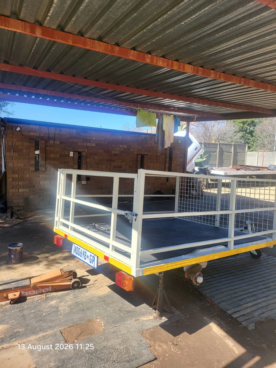 To Let 4 Bedroom Property for Rent in Dunnottar Gauteng