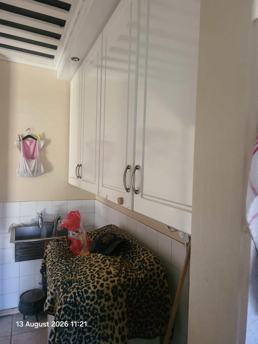 To Let 4 Bedroom Property for Rent in Dunnottar Gauteng
