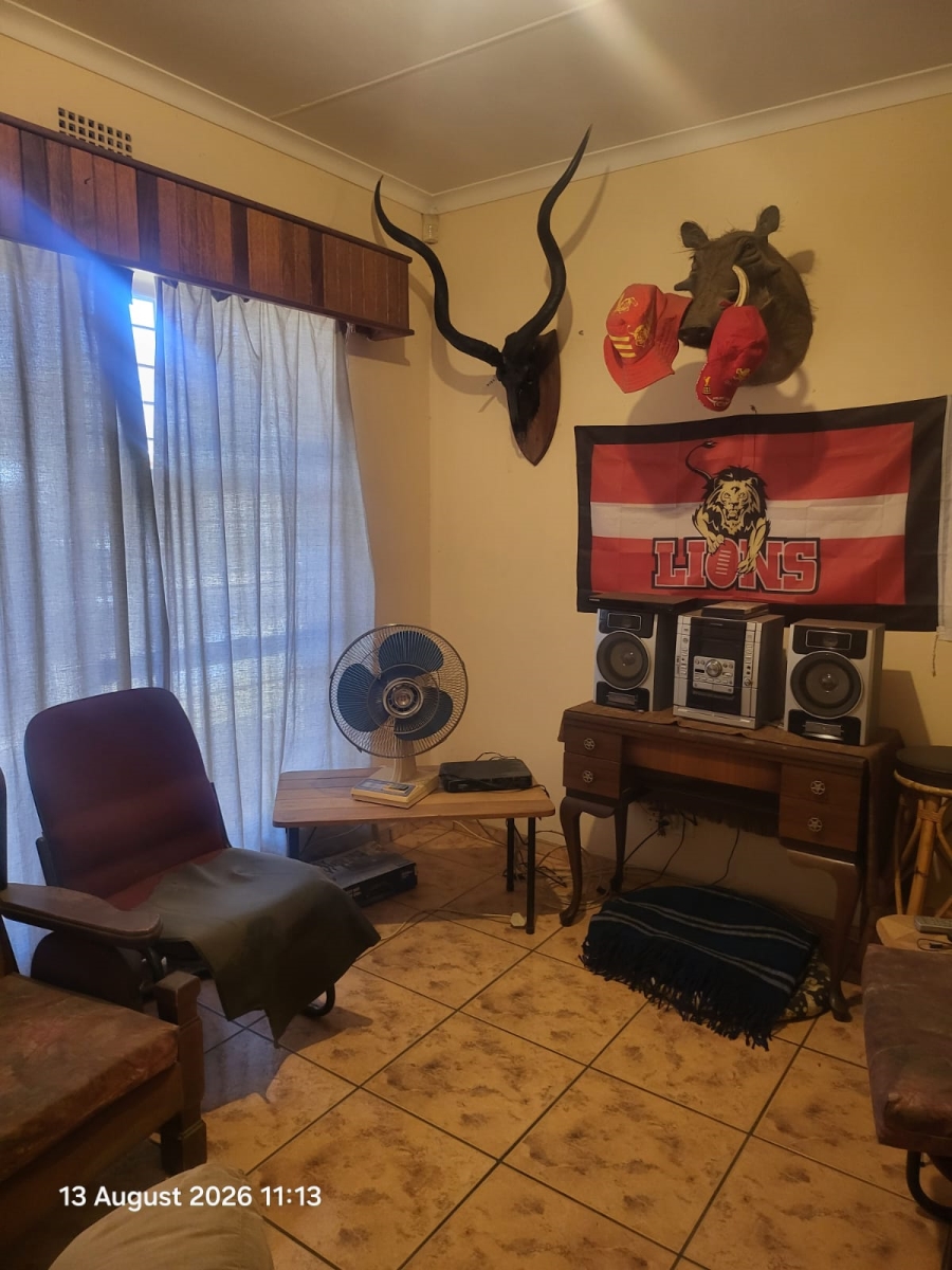To Let 4 Bedroom Property for Rent in Dunnottar Gauteng