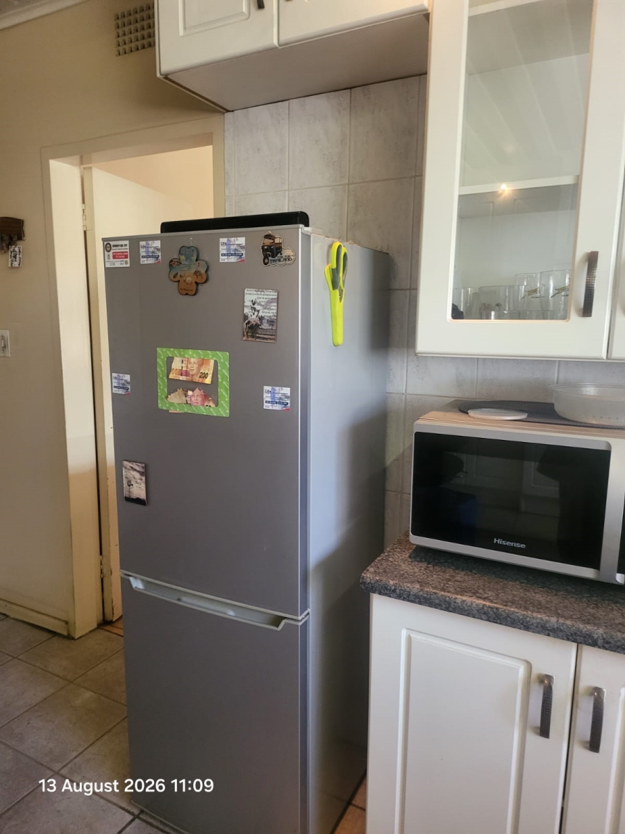 To Let 4 Bedroom Property for Rent in Dunnottar Gauteng