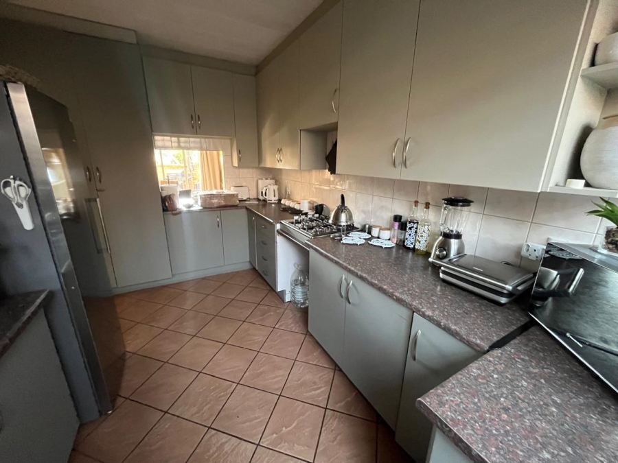 3 Bedroom Property for Sale in Albemarle Gauteng