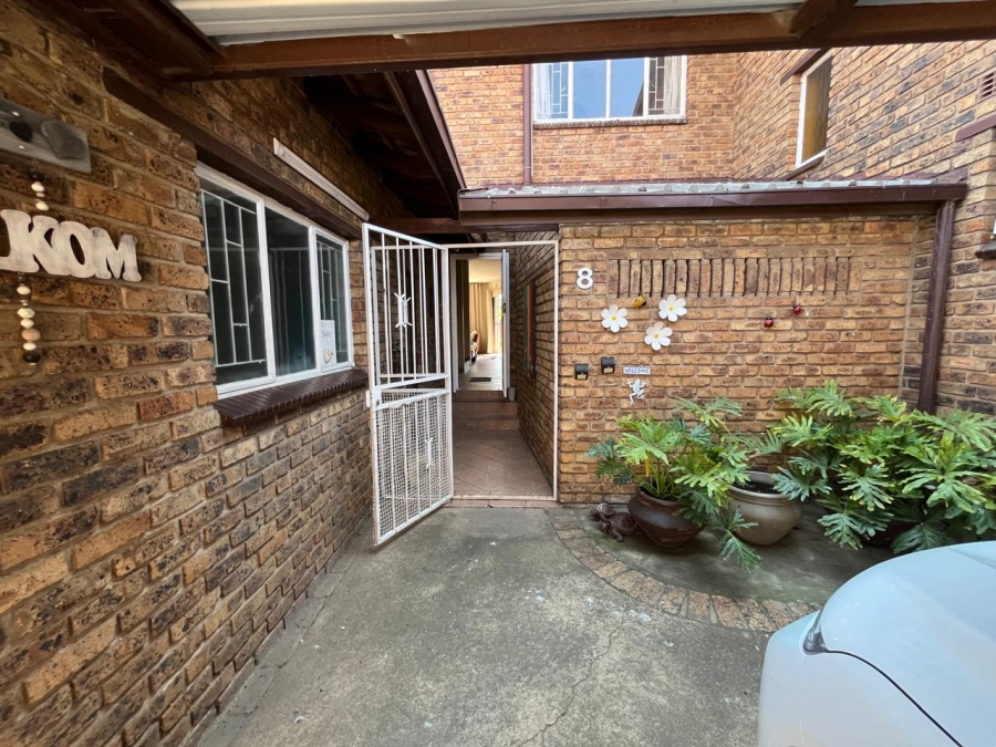 3 Bedroom Property for Sale in Albemarle Gauteng