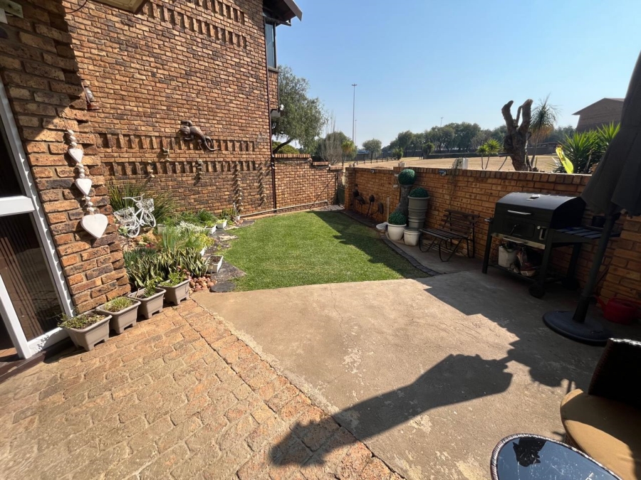 3 Bedroom Property for Sale in Albemarle Gauteng