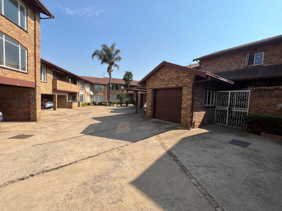 3 Bedroom Property for Sale in Albemarle Gauteng