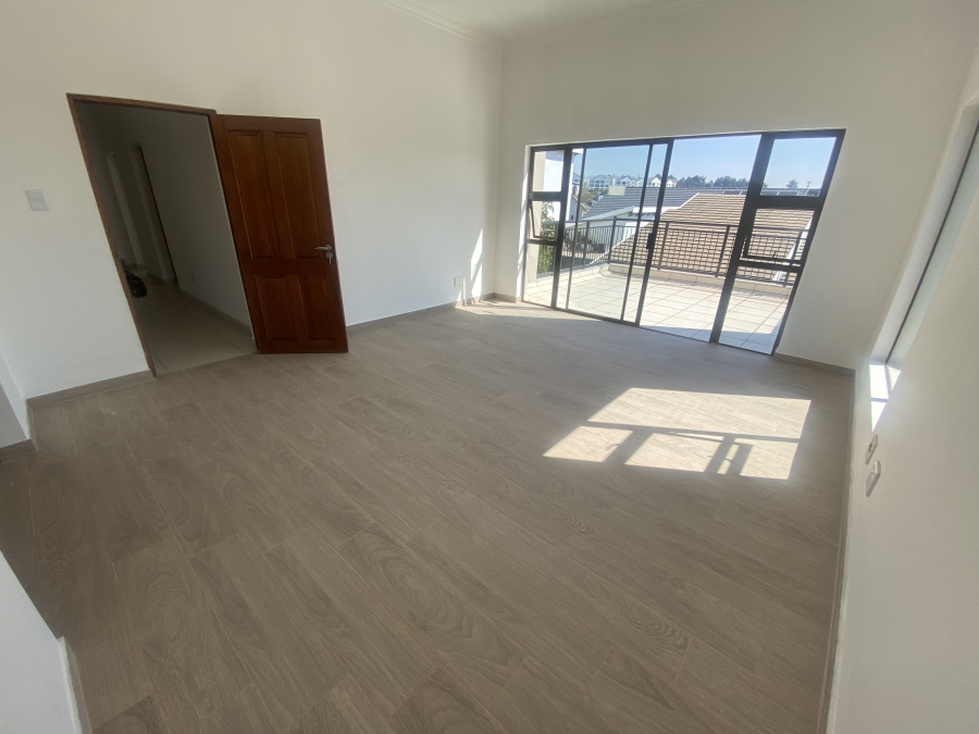 To Let 4 Bedroom Property for Rent in Greenstone Hill Gauteng