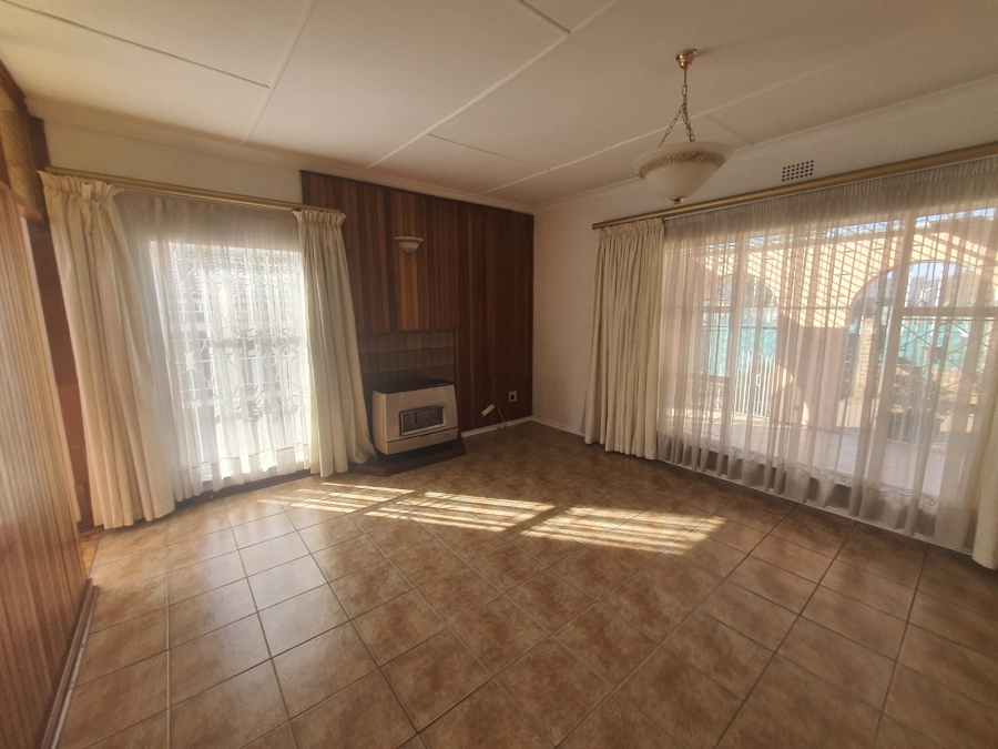 3 Bedroom Property for Sale in Randhart Gauteng