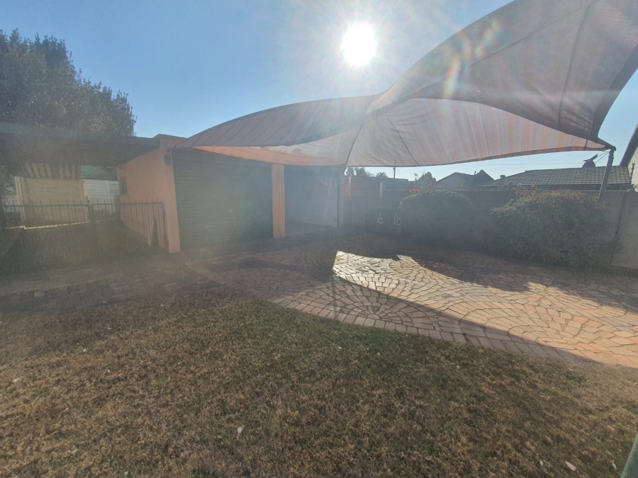 3 Bedroom Property for Sale in Randhart Gauteng