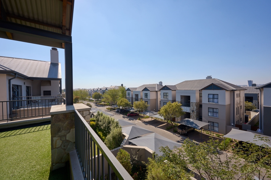 2 Bedroom Property for Sale in The Polofields Gauteng