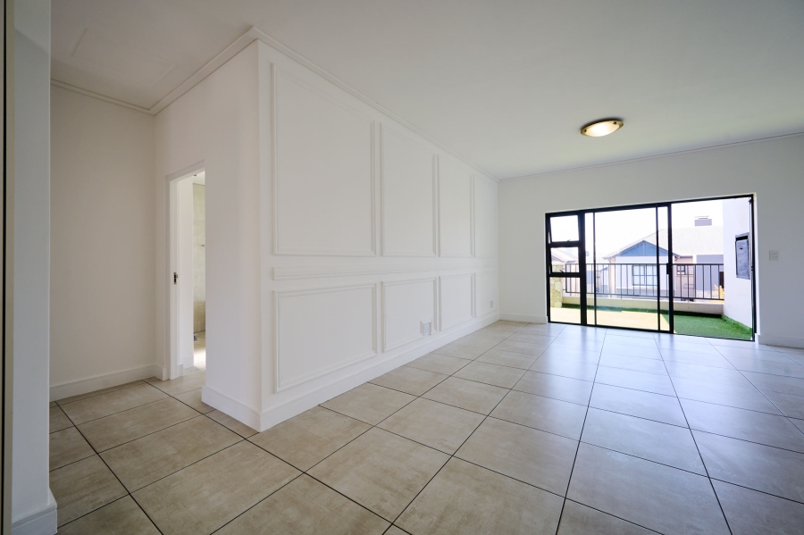 2 Bedroom Property for Sale in The Polofields Gauteng