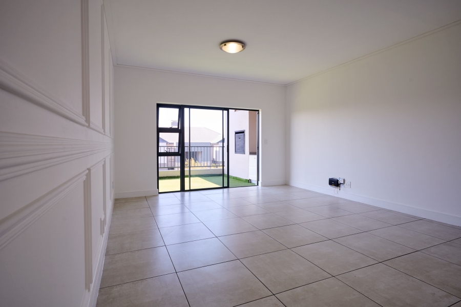 2 Bedroom Property for Sale in The Polofields Gauteng