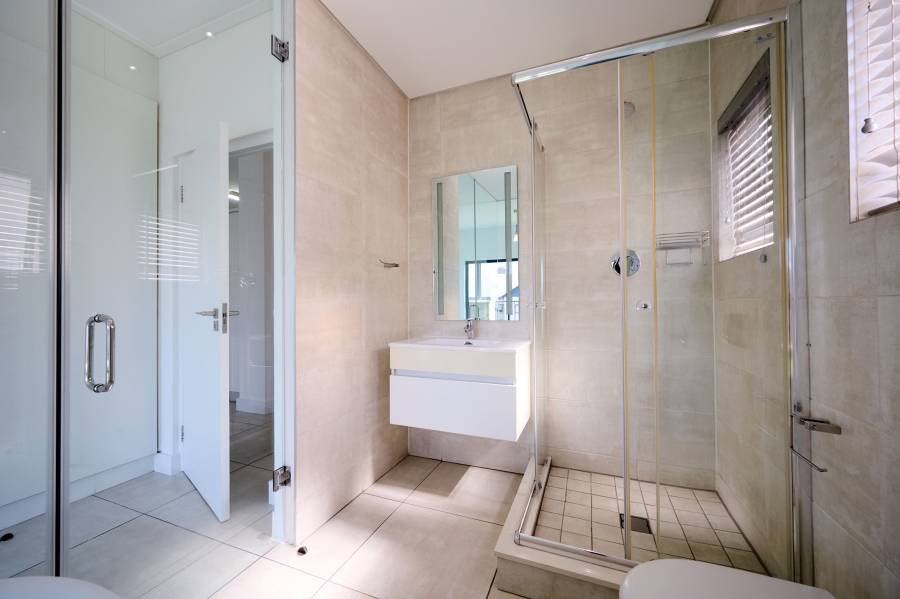 2 Bedroom Property for Sale in The Polofields Gauteng
