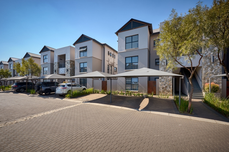 2 Bedroom Property for Sale in The Polofields Gauteng