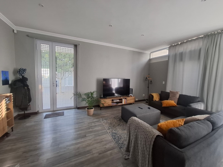 To Let 3 Bedroom Property for Rent in Baileys Muckleneuk Gauteng