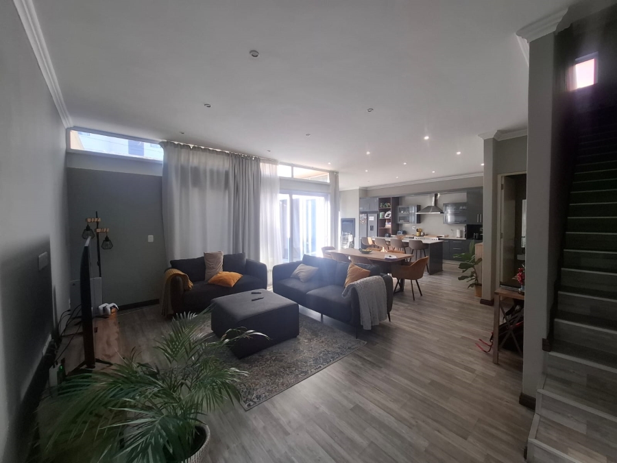 To Let 3 Bedroom Property for Rent in Baileys Muckleneuk Gauteng