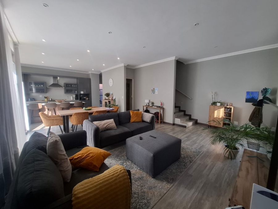 To Let 3 Bedroom Property for Rent in Baileys Muckleneuk Gauteng