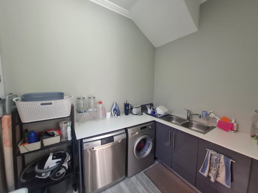 To Let 3 Bedroom Property for Rent in Baileys Muckleneuk Gauteng
