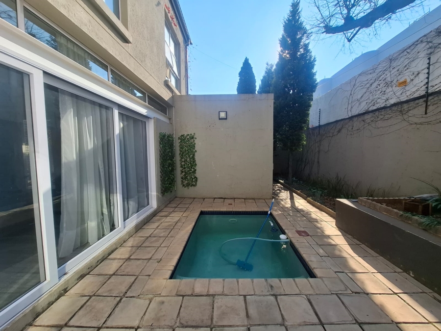 To Let 3 Bedroom Property for Rent in Baileys Muckleneuk Gauteng
