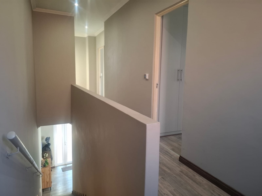 To Let 3 Bedroom Property for Rent in Baileys Muckleneuk Gauteng