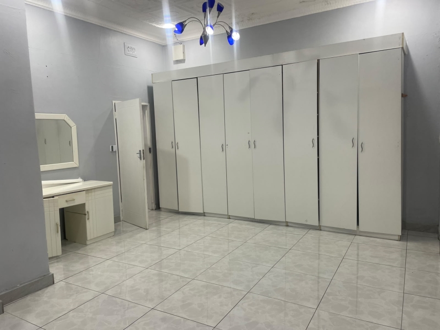To Let 3 Bedroom Property for Rent in Mayfair Gauteng