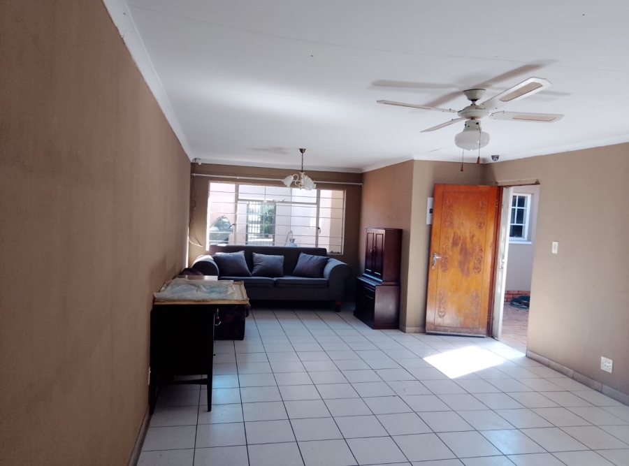 4 Bedroom Property for Sale in Selcourt Gauteng