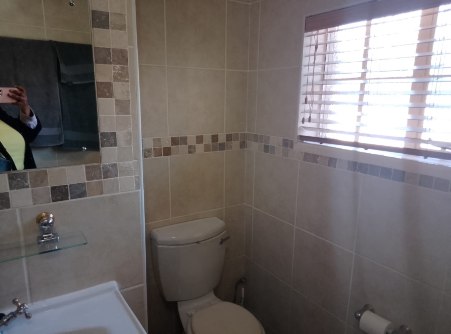 4 Bedroom Property for Sale in Selcourt Gauteng