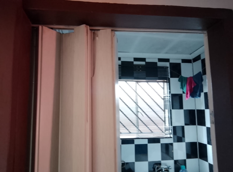 2 Bedroom Property for Sale in New Payneville Gauteng