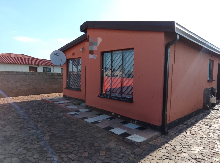 2 Bedroom Property for Sale in New Payneville Gauteng