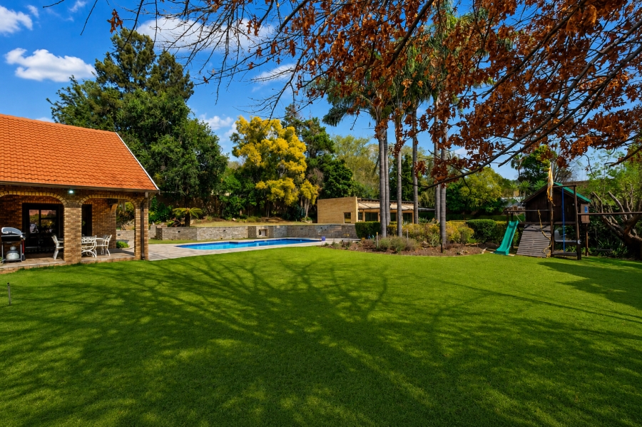 4 Bedroom Property for Sale in Hurlingham Gauteng