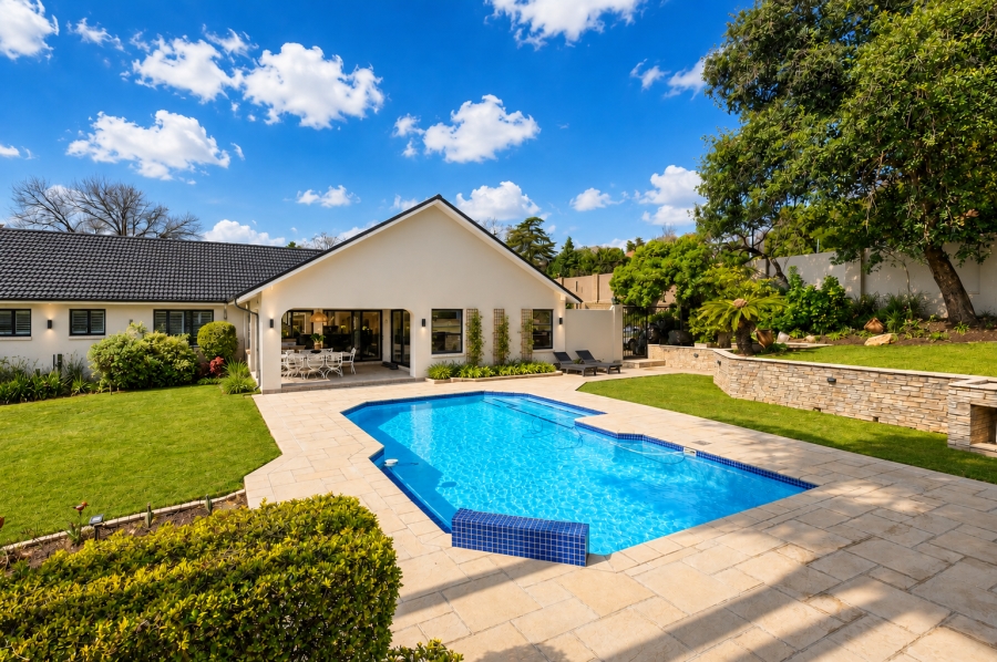 4 Bedroom Property for Sale in Hurlingham Gauteng