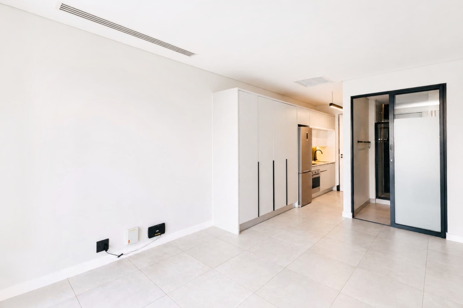 1 Bedroom Property for Sale in Waterfall Gauteng