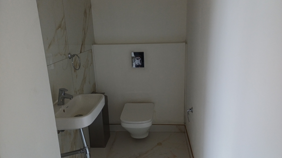To Let Commercial Property for Rent in Sandhurst Gauteng