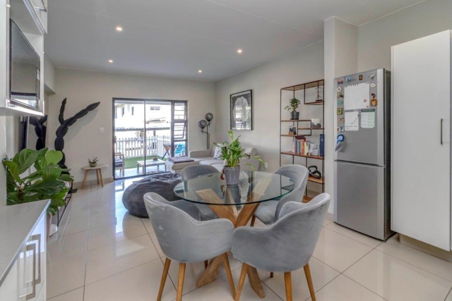 To Let 2 Bedroom Property for Rent in Bryanston Gauteng