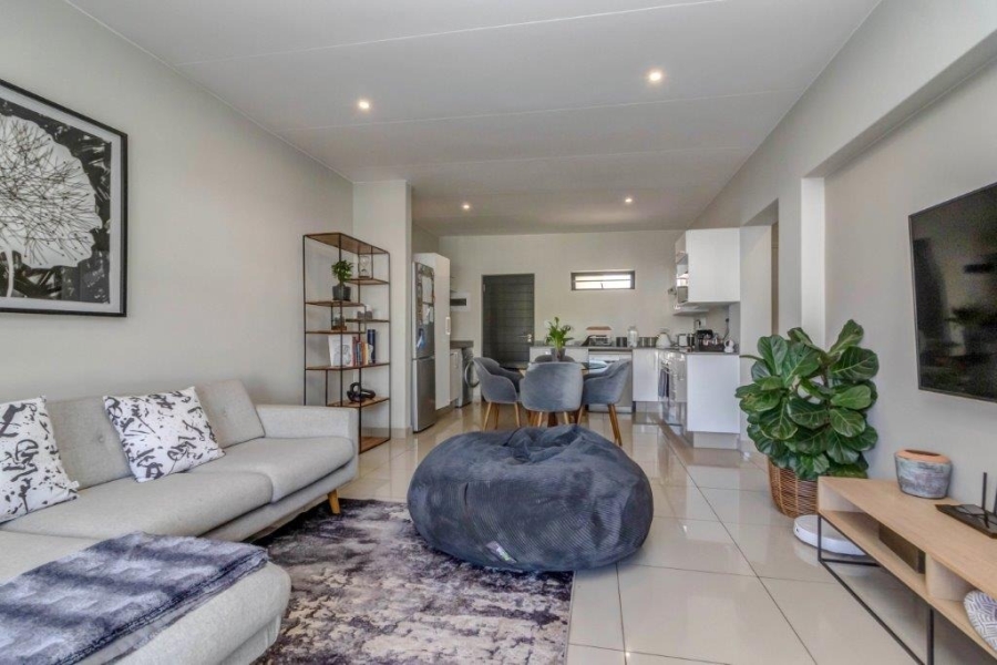 To Let 2 Bedroom Property for Rent in Bryanston Gauteng